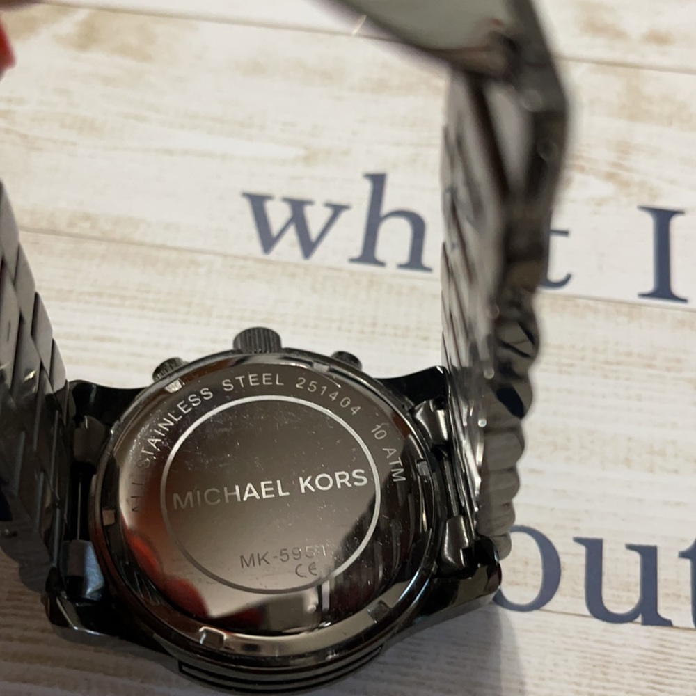 Watch - Picture 6 of 9